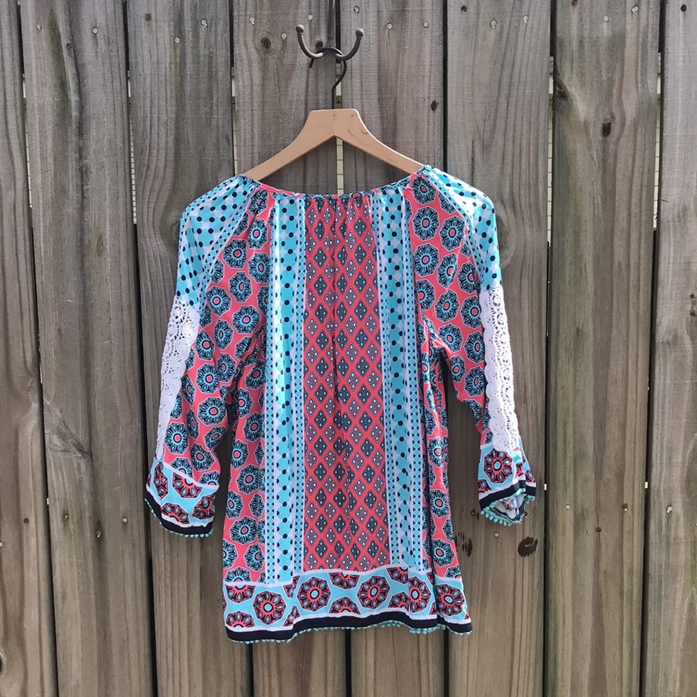 Crown and Ivy Blue/Peach/White Tunic - Size Small - Picture 2 of 6